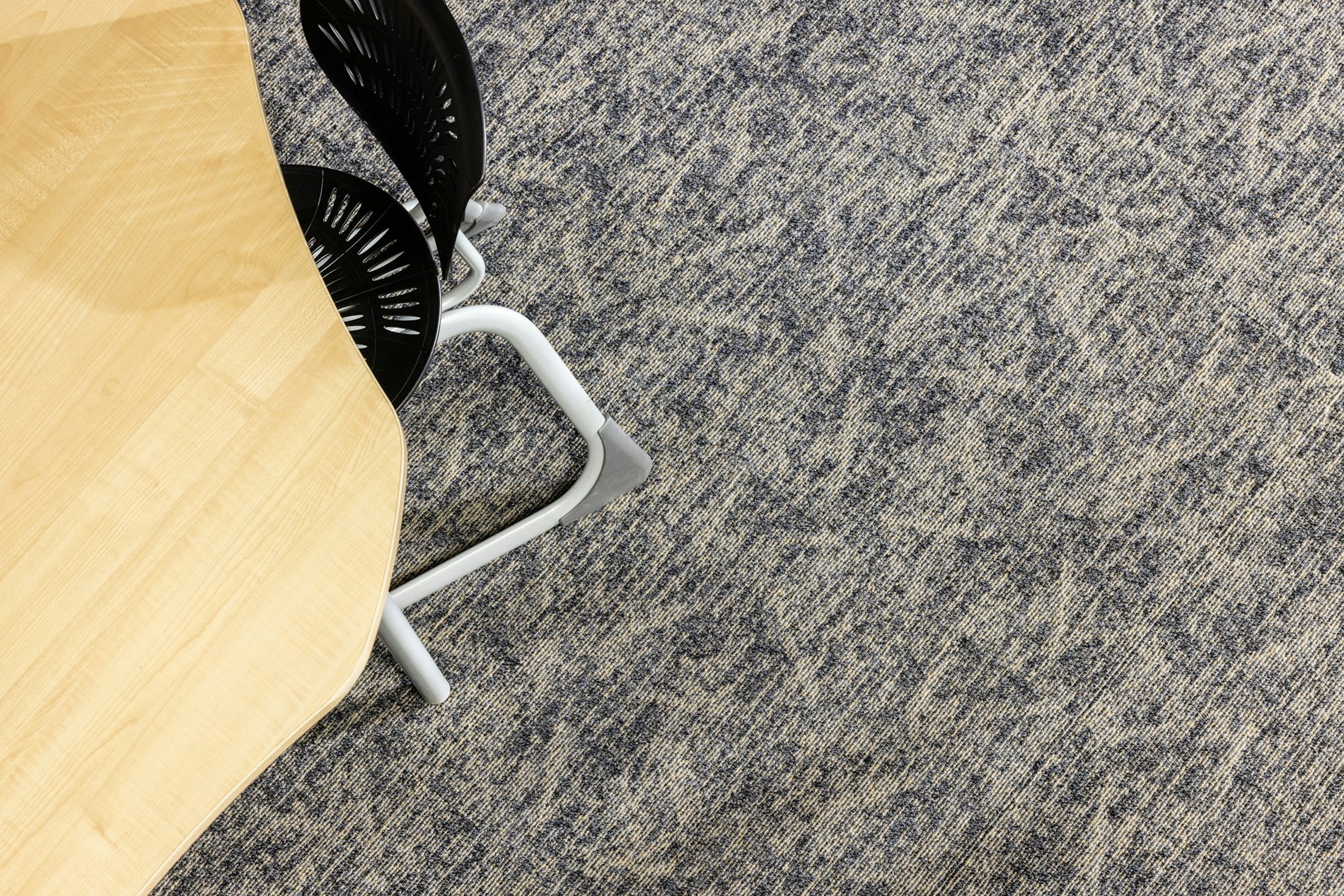 wool contract carpet tiles